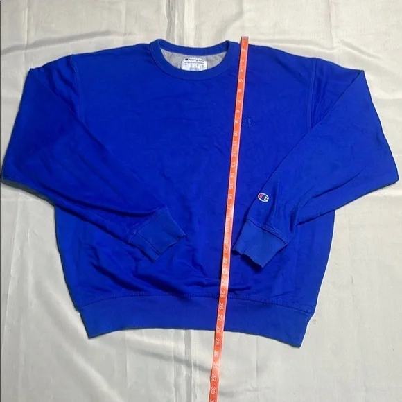 CHAMPION Royal Blue Sweatshirt with Monochromatic Logo - Picture 4 of 8